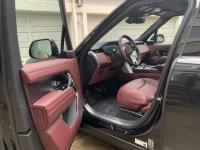 路虎揽胜行政3.0汽油