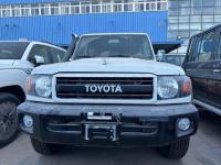 2023款 丰田酷路泽LC76 4.0L LC76 汽油 铝轮 无绞盘