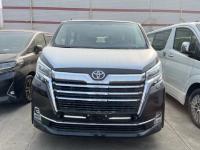 2023款 丰田格兰维亚 2.8T 柴油 Premium高级版