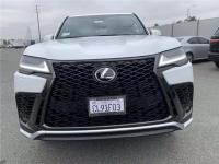 2023款 雷克萨斯LX600 7座 F-Sport运动