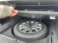 路虎揽胜行政3.0汽油