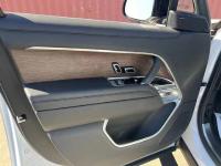 路虎揽胜行政3.0汽油