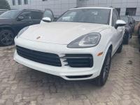 2022款 保时捷卡宴3.0T 豪华包