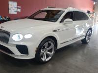 2023款 宾利添越4.0T 长轴 四座