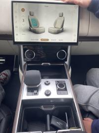 路虎揽胜行政3.0汽油