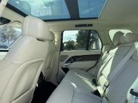 路虎揽胜行政3.0汽油