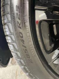 路虎揽胜行政4.4汽油