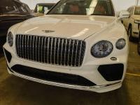 2023款 宾利添越4.0T 长轴 四座