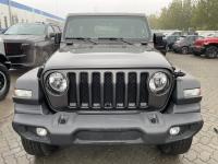 2022款 JEEP牧马人 3.0T 柴油 四门 硬顶 Sahara