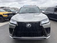 2023款 雷克萨斯LX600 7座 F-Sport运动