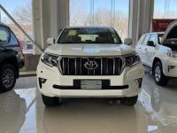 2023款 丰田霸道2800 2.8T 柴油 九气 底挂 天窗