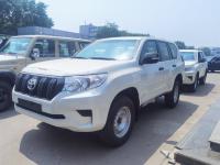 2023款 丰田霸道2800 2.8T 柴油 TX 铁轮