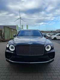 2023款 宾利添越 4.0T 五座