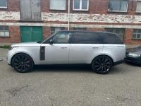 2023款 路虎揽胜行政3.0柴油 3.0T D350 柴油 创世加长