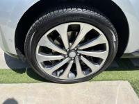 路虎揽胜行政3.0汽油