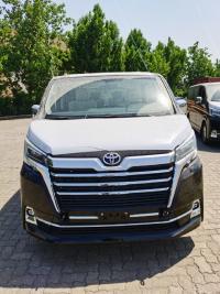 2023款 丰田格兰维亚 2.8T 柴油 Premium高级版