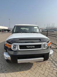 2023款 丰田FJ酷路泽 4.0L GX-R 八气