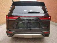 23款 LX600 7座 Luxury豪华