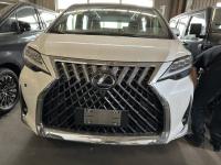 2023款 雷克萨斯LM300h 2.5L 七座 中国台湾版