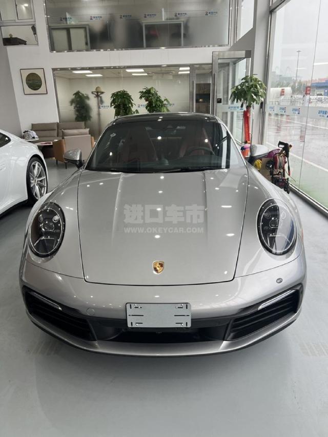 加版2022款 保时捷 911 Carrera 3.0T