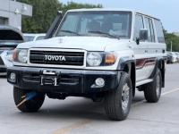 2023款 丰田酷路泽LC76 4.0L LC76 汽油 铝轮 无绞盘