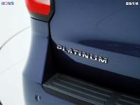 22款 3.5T 四驱 长轴 铂金版实车照片