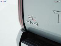 22款 3.5T 混动 四门 1794 高级包实车照片