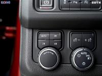 22款 萨博班 5.3L 四驱 RST实车照片